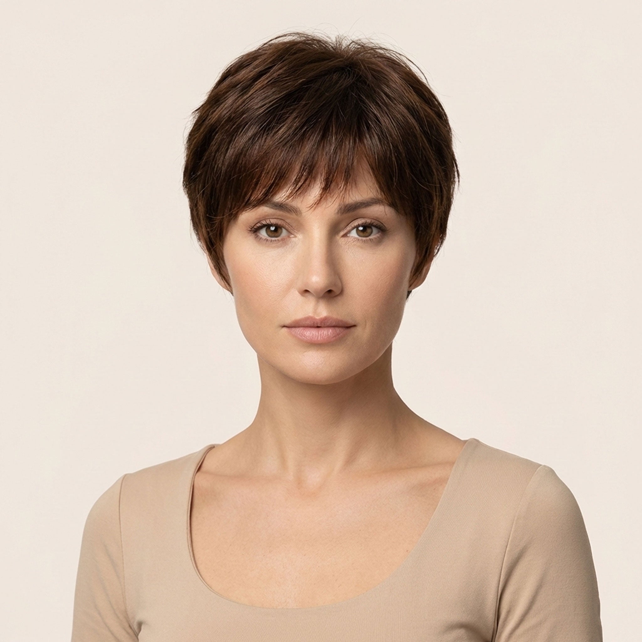 Perruque Naturelle Brune Courte - Xaviera