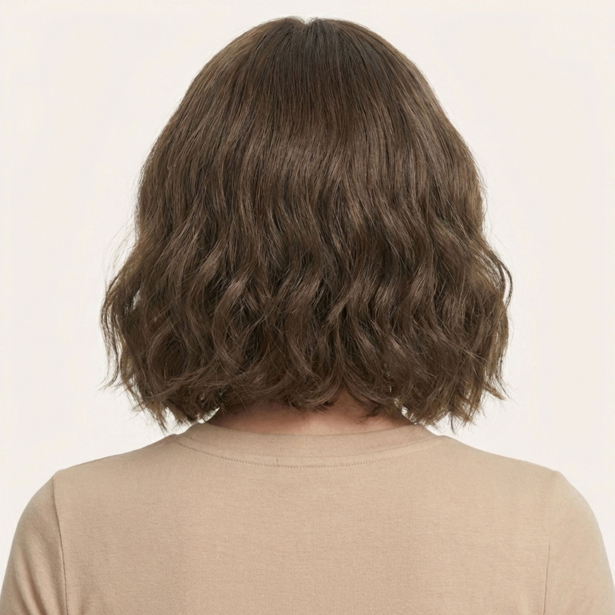Perruque Synthétique Brune Carré Court - Maelle - dos