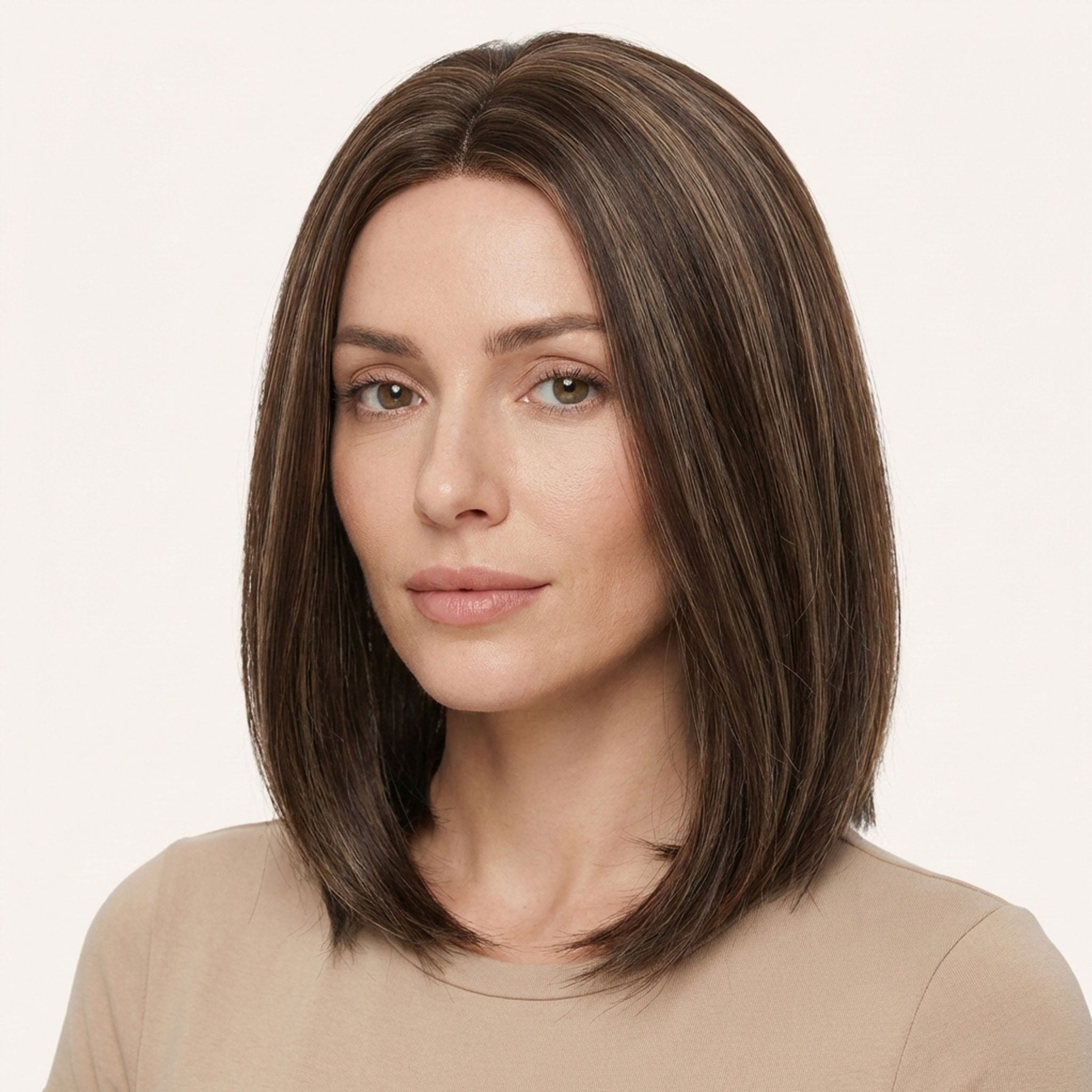 Perruque Synthétique Brune Carré Mi-Long - Bérénice