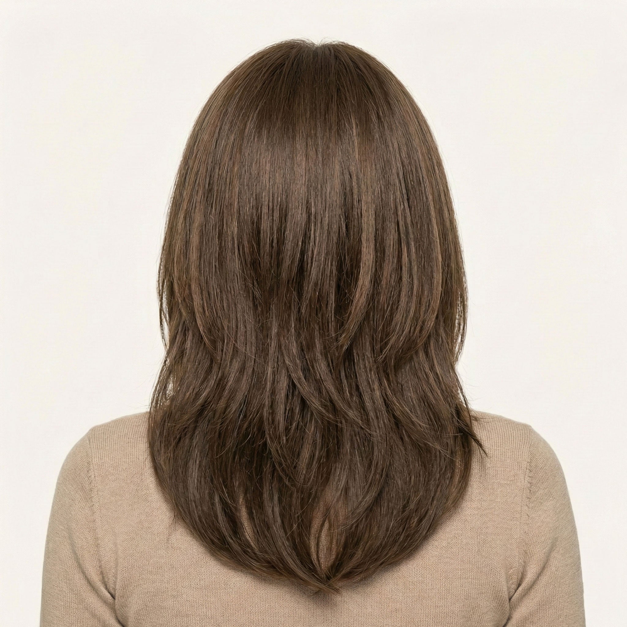 Perruque Synthétique Brune Mi-Longue - Amity - dos