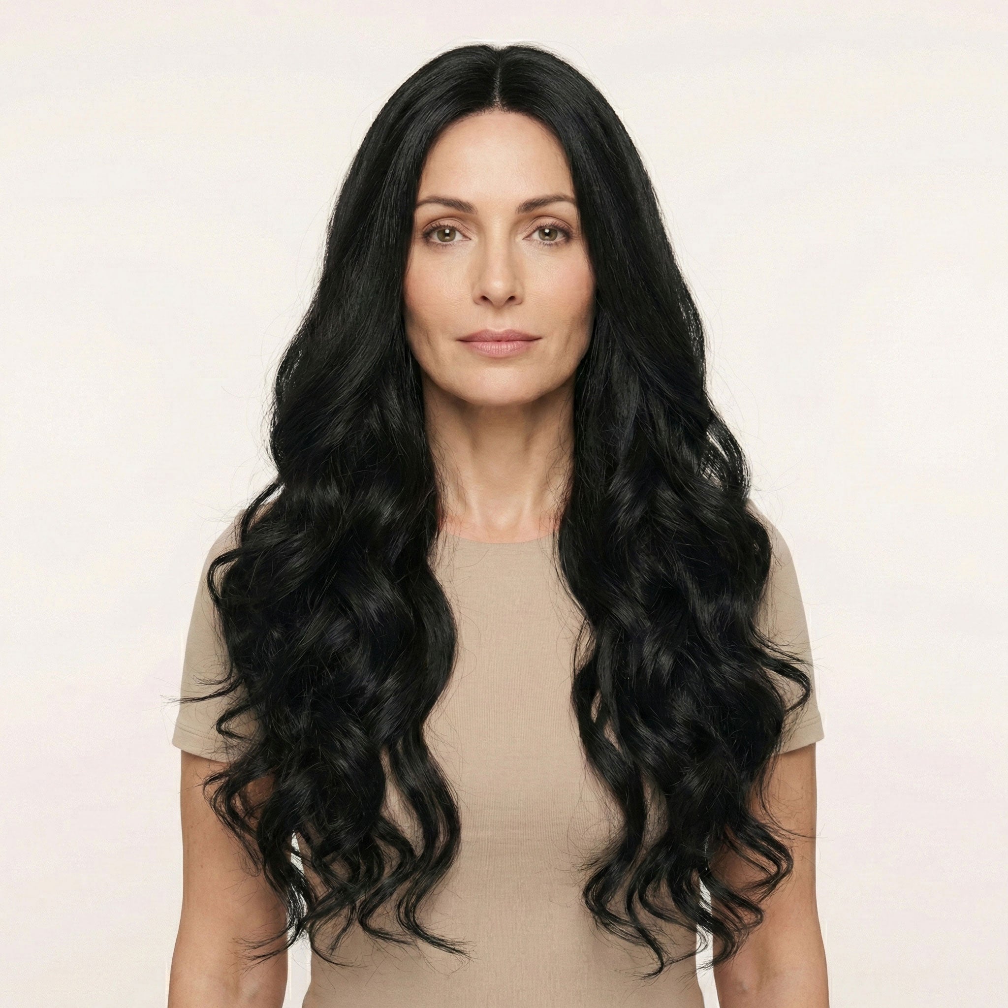 Perruque Synthétique Noire Longue - Hermine