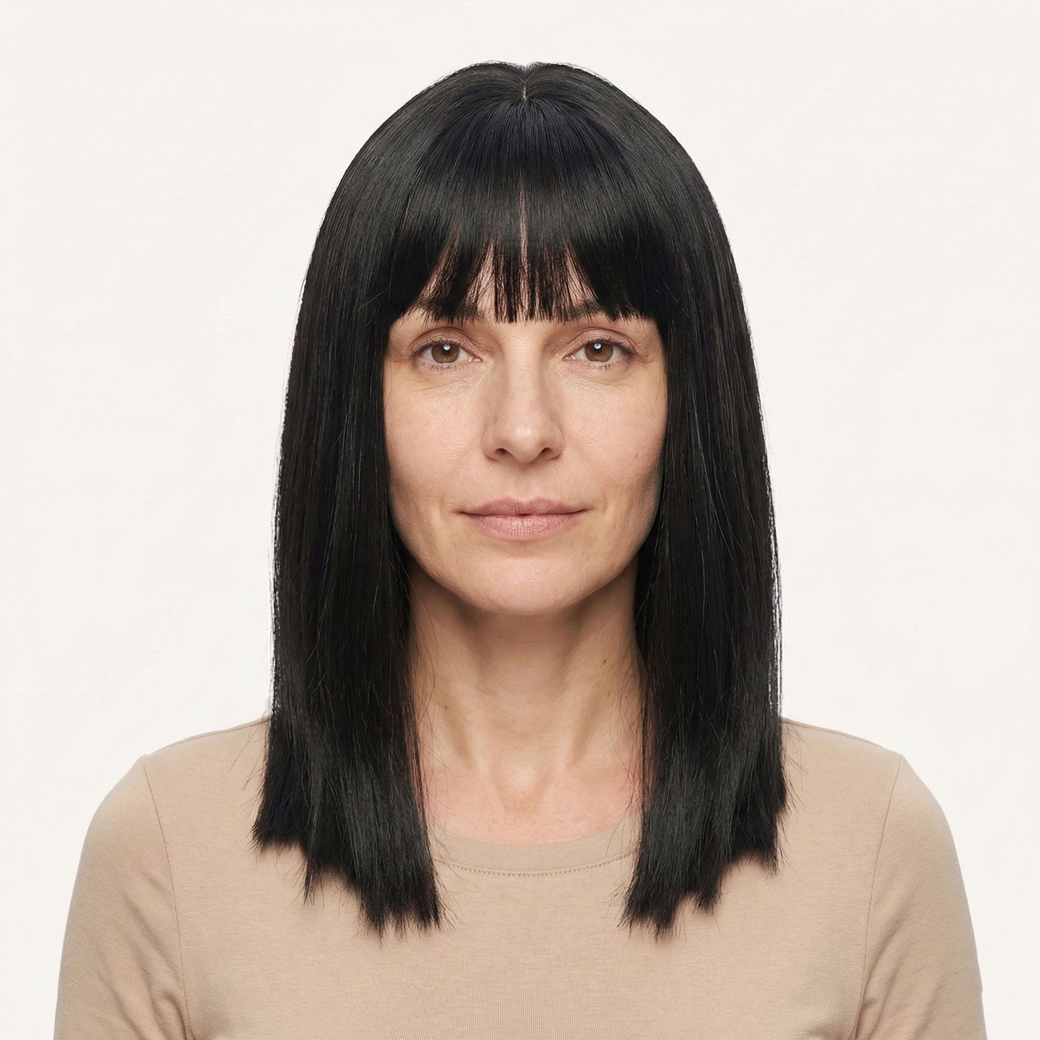 Perruque Synthétique Noire Mi-Longue - Diane