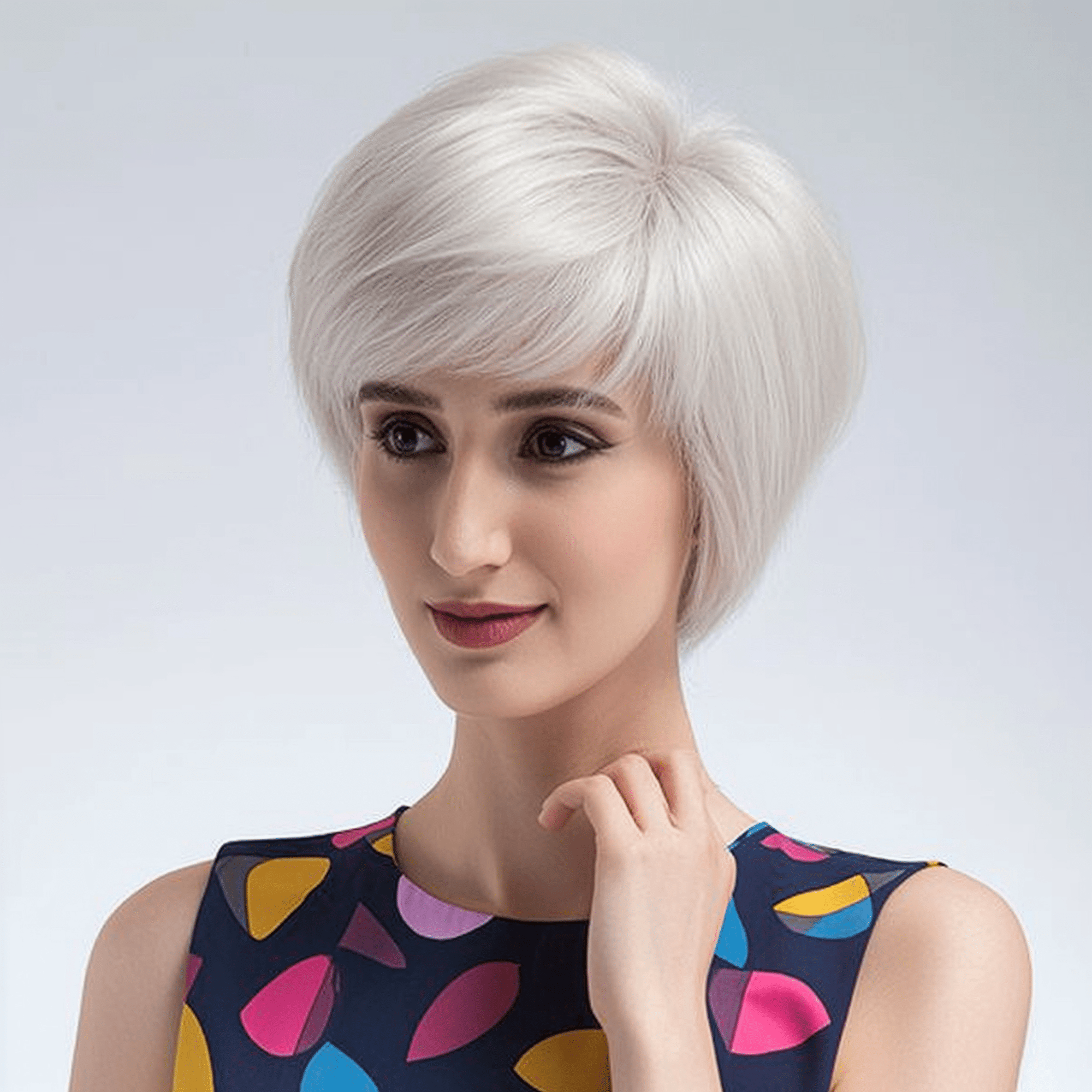 Perruque Semi naturelle Grise Courte - Clara