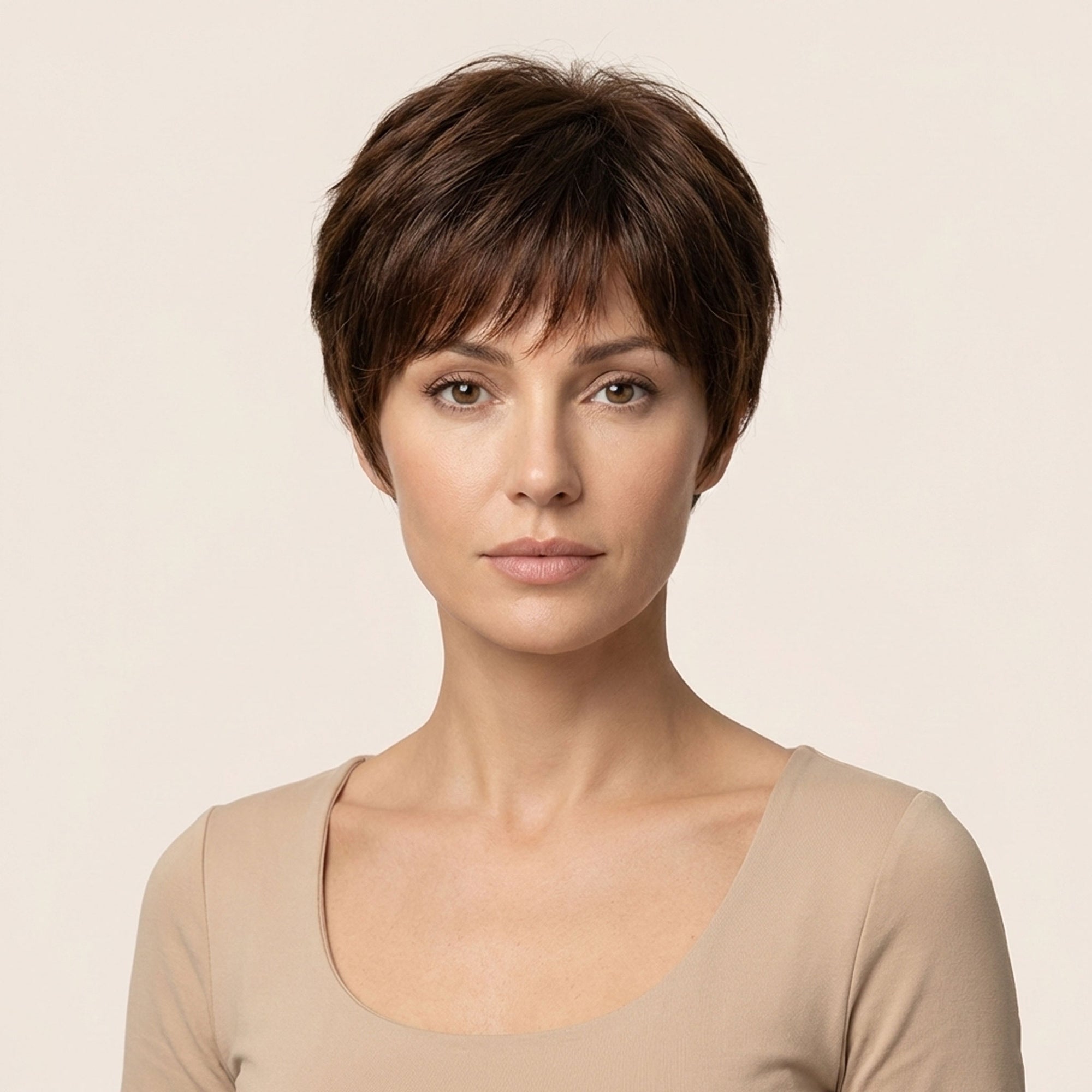 Perruque Naturelle Brune Courte - Xaviera