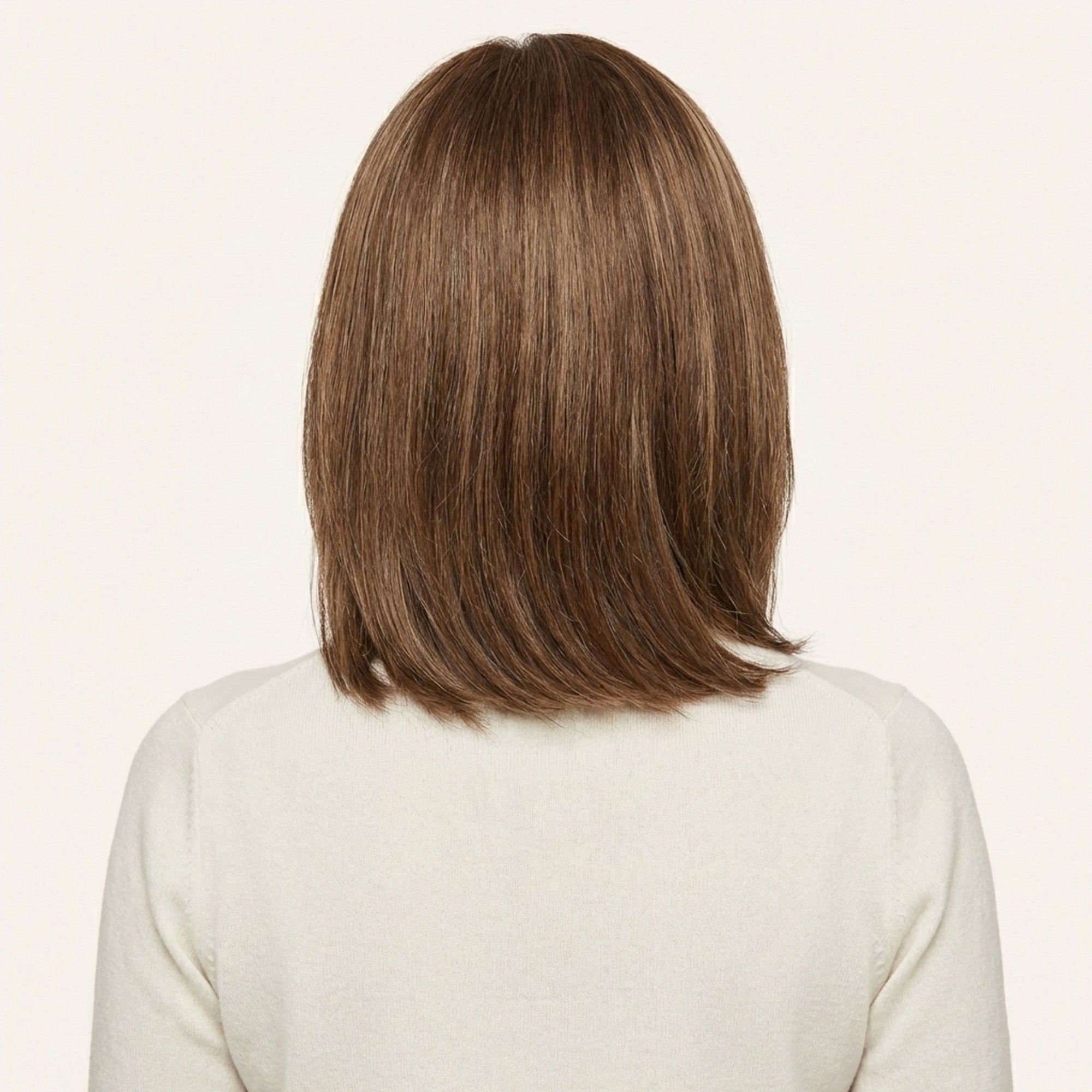 Perruque Naturelle Brune Mi-Longue - Bérengère - dos
