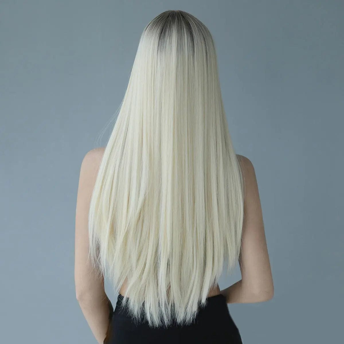Perruque Synthétique Blonde A Frange Longue - Quitterie - Perruque Femme