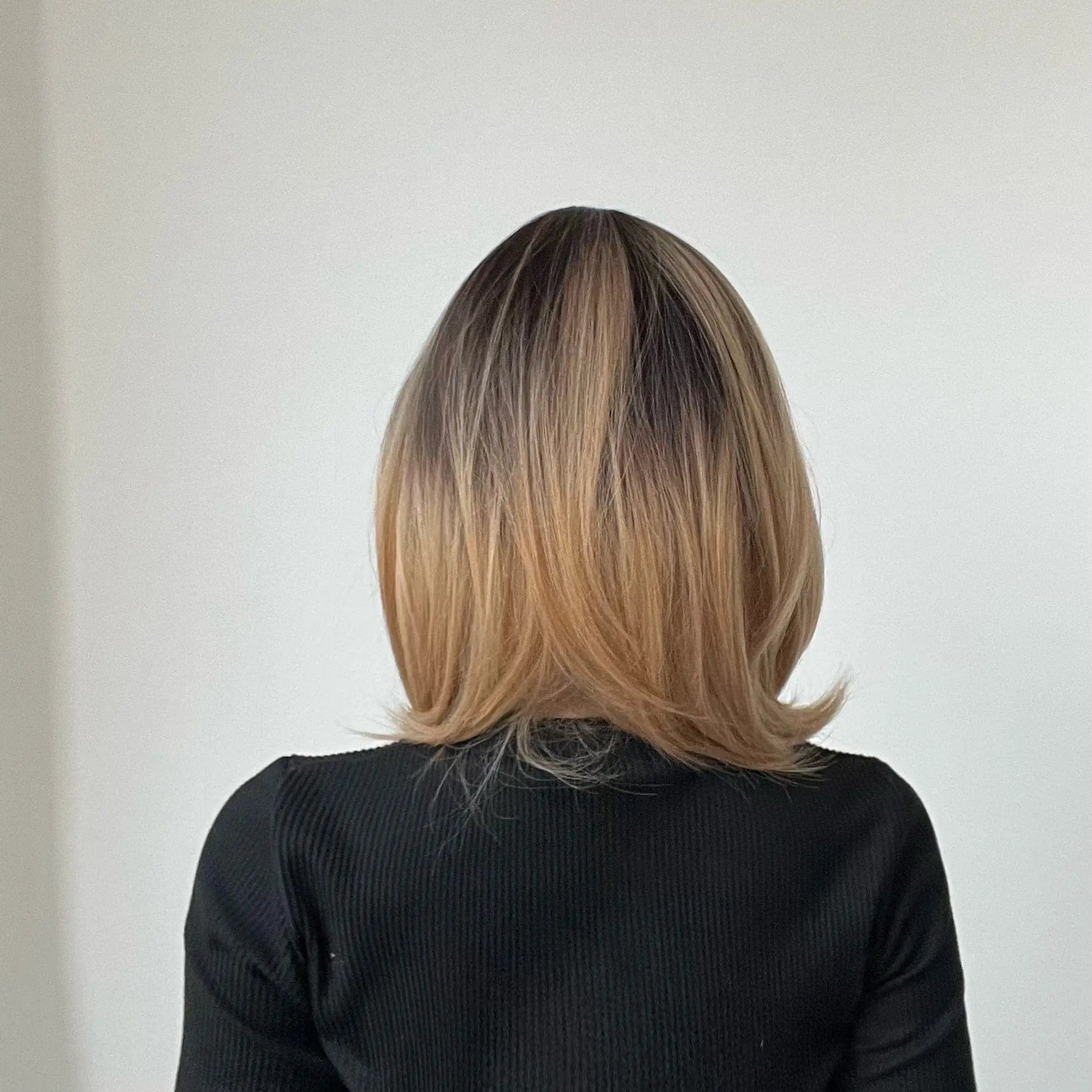 Perruque Synthétique Blonde Mi-Longue - Ursula - Perruque Femme