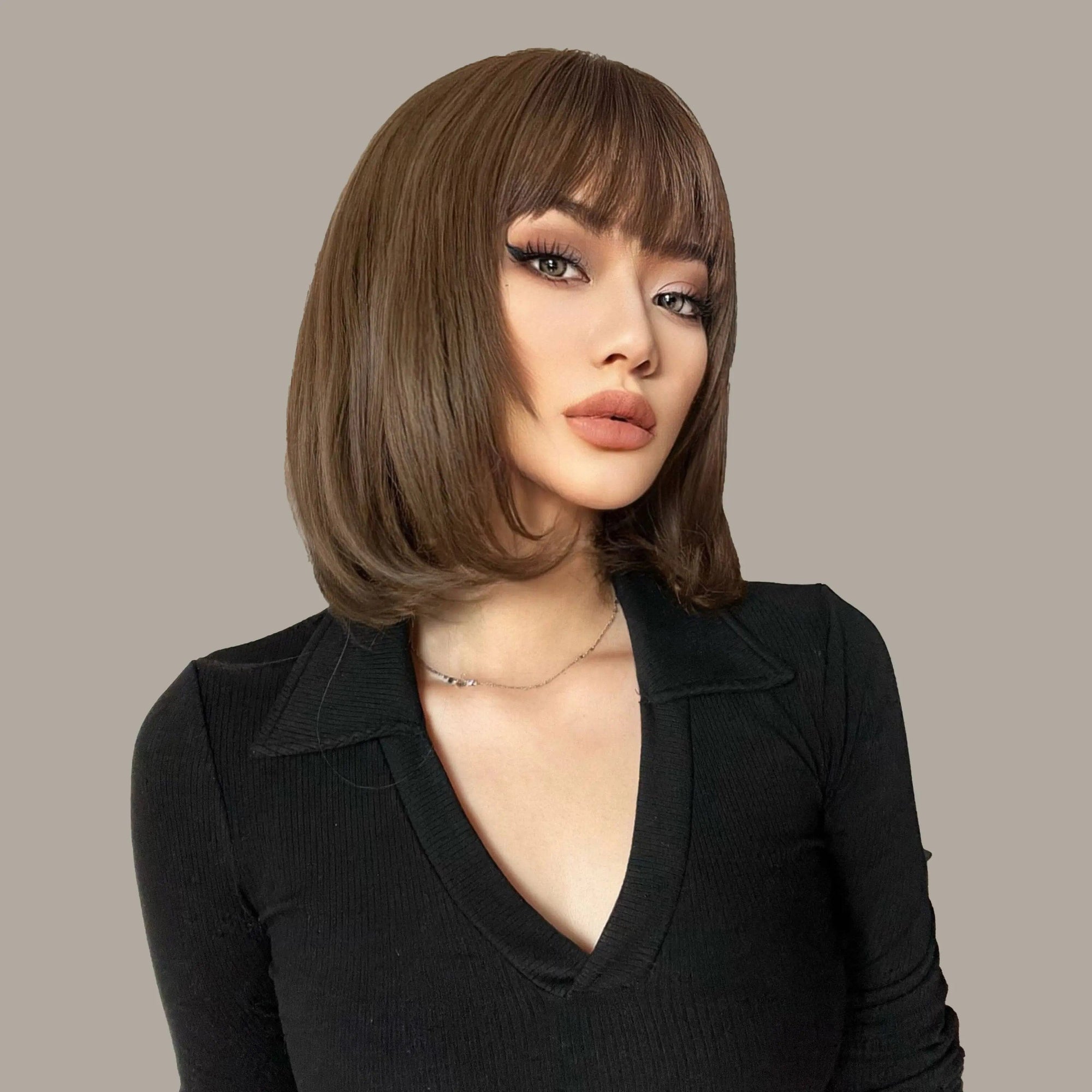 Perruque Synthétique Brune Carré Court - Wren - Perruque Femme