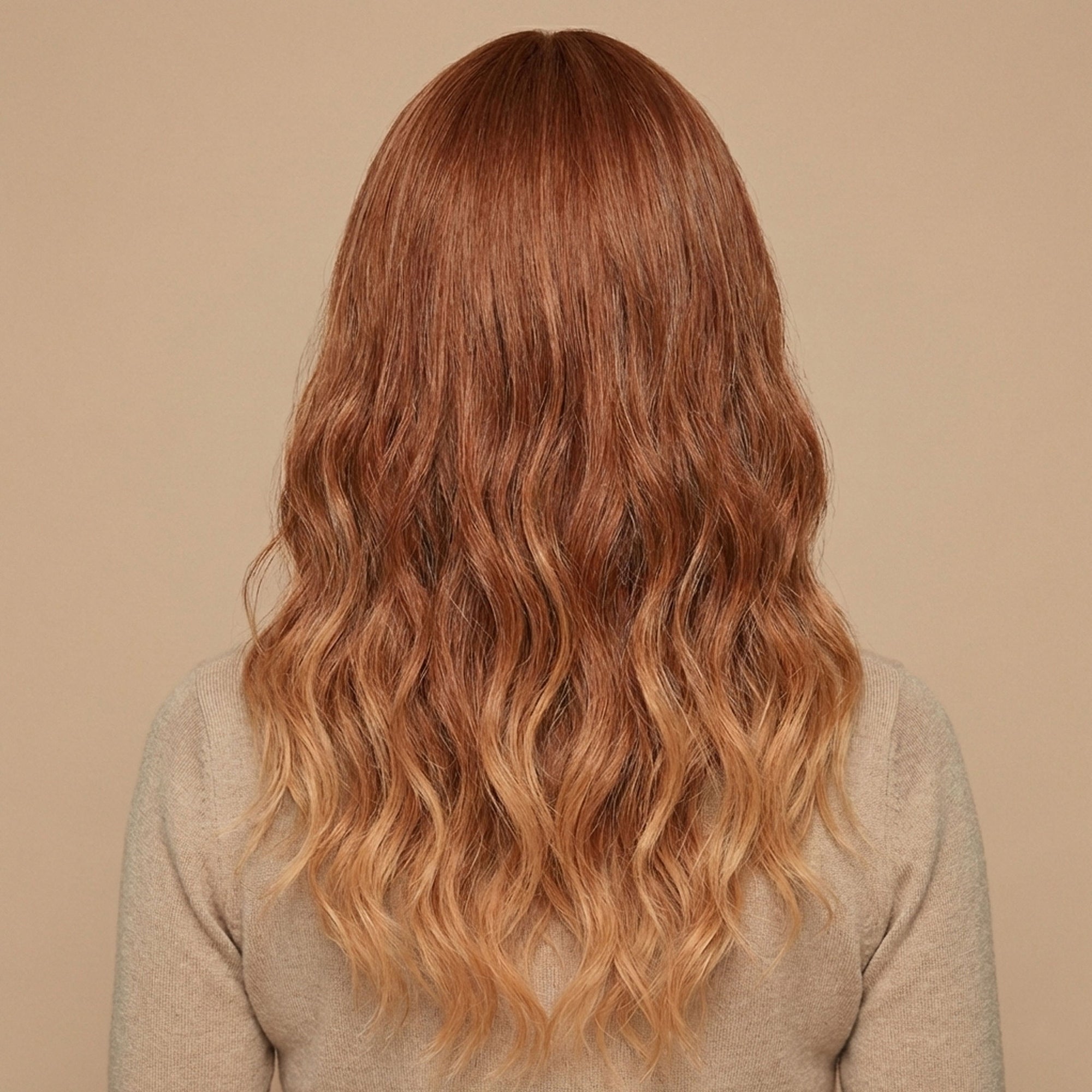 Perruque Synthétique Brune Longue - Hortense - dos