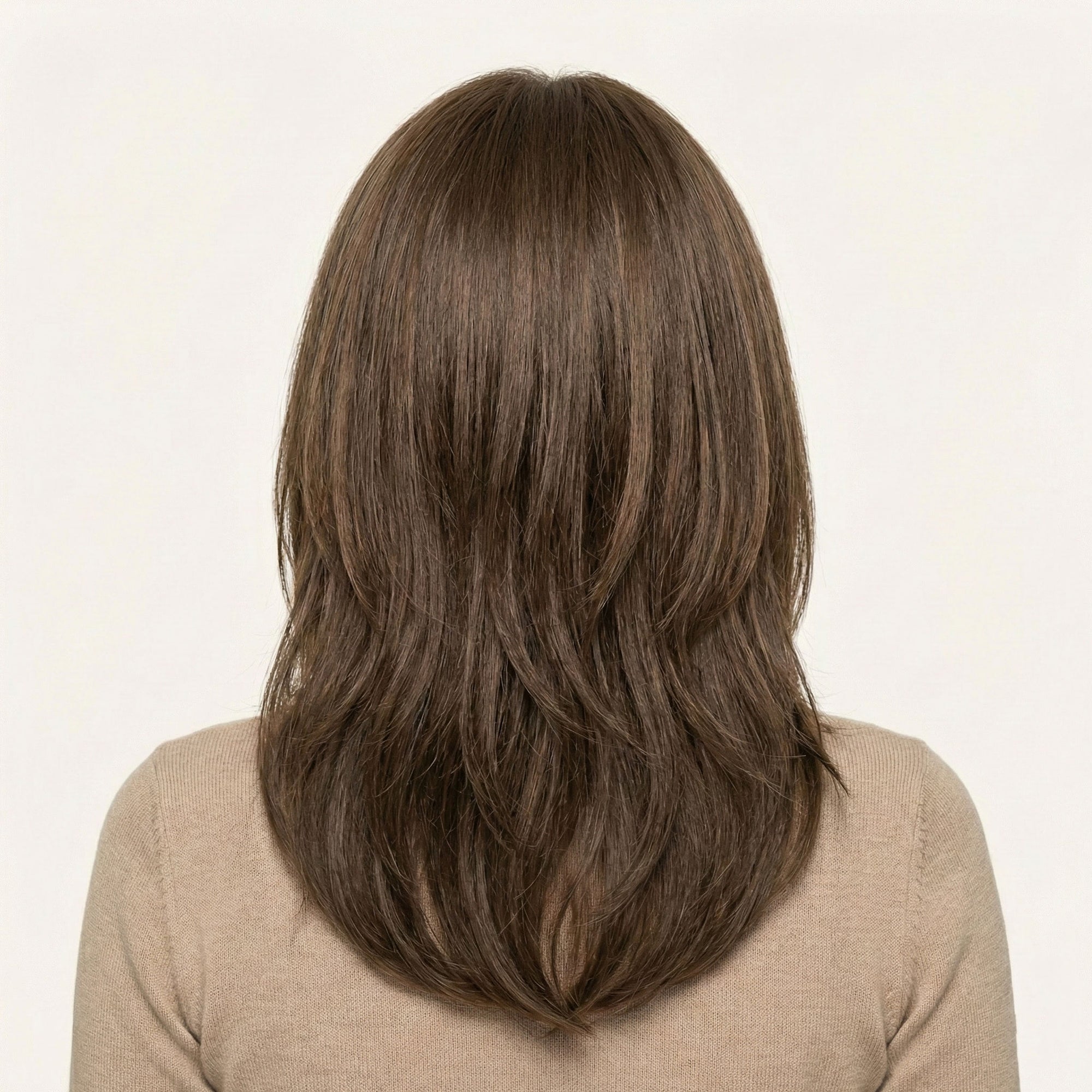 Perruque Synthétique Brune Mi-Longue - Amity - dos