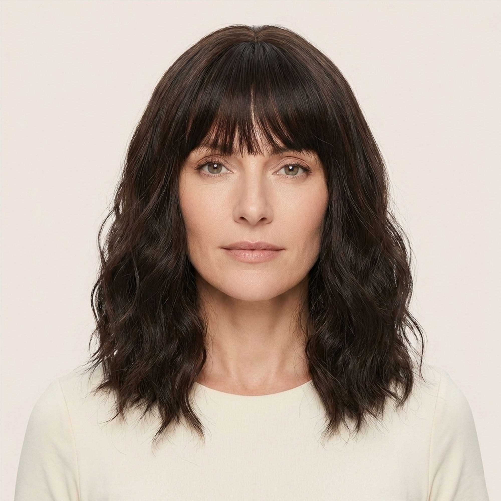 Perruque Synthétique Brune Mi-Longue - Emma