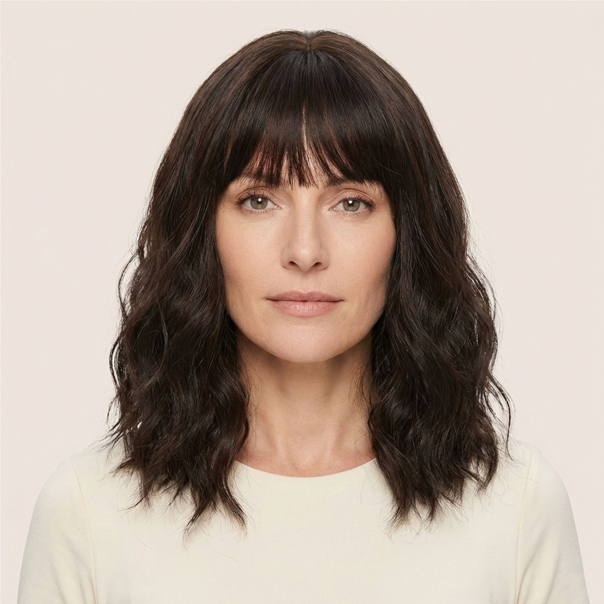 Perruque Synthétique Brune Mi-Longue - Emma