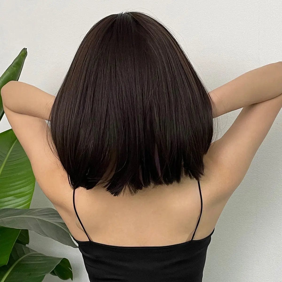 Perruque Synthétique Noire A Frange Mi-Longue - Karima - Perruque Femme