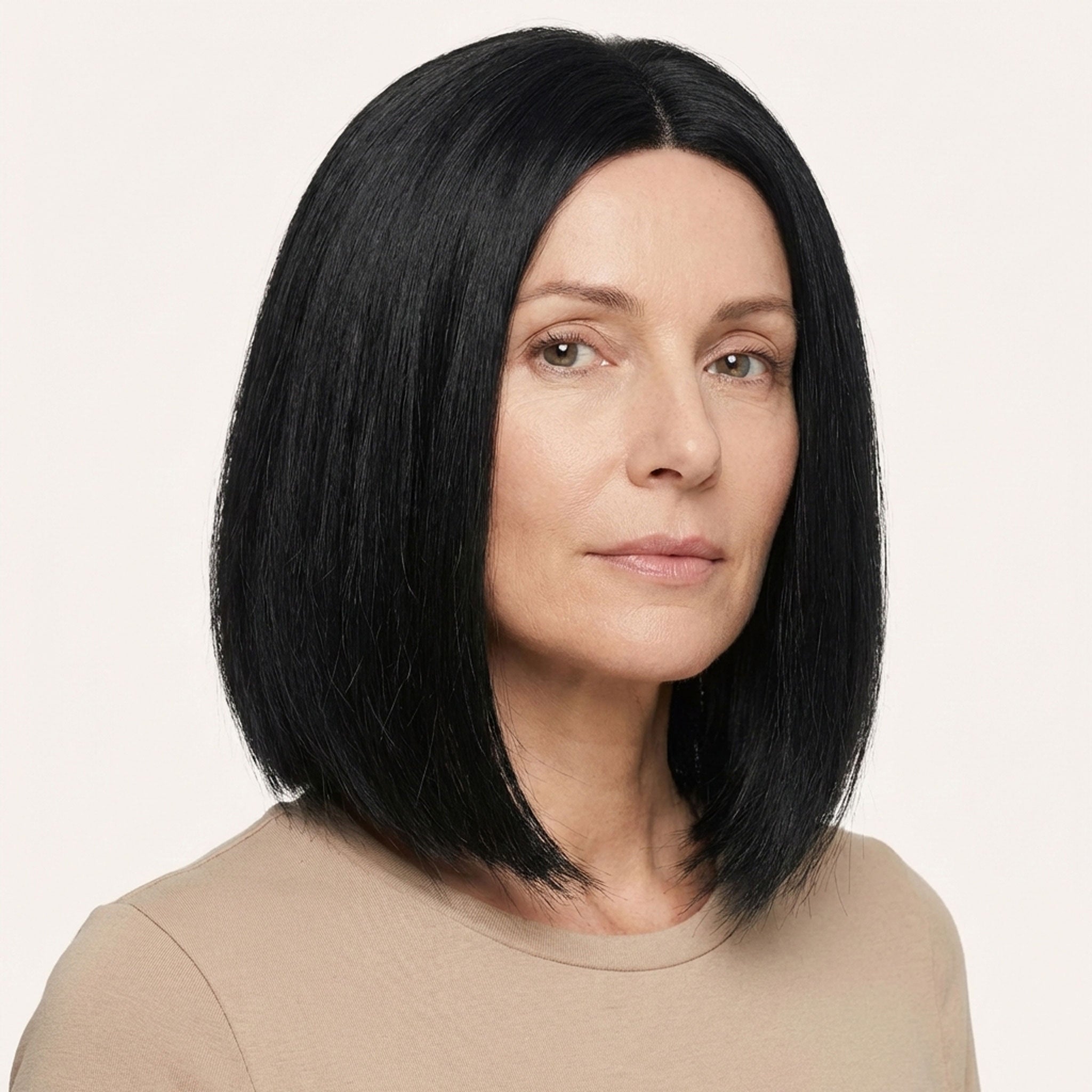 Perruque Synthétique Noire Courte - Océane