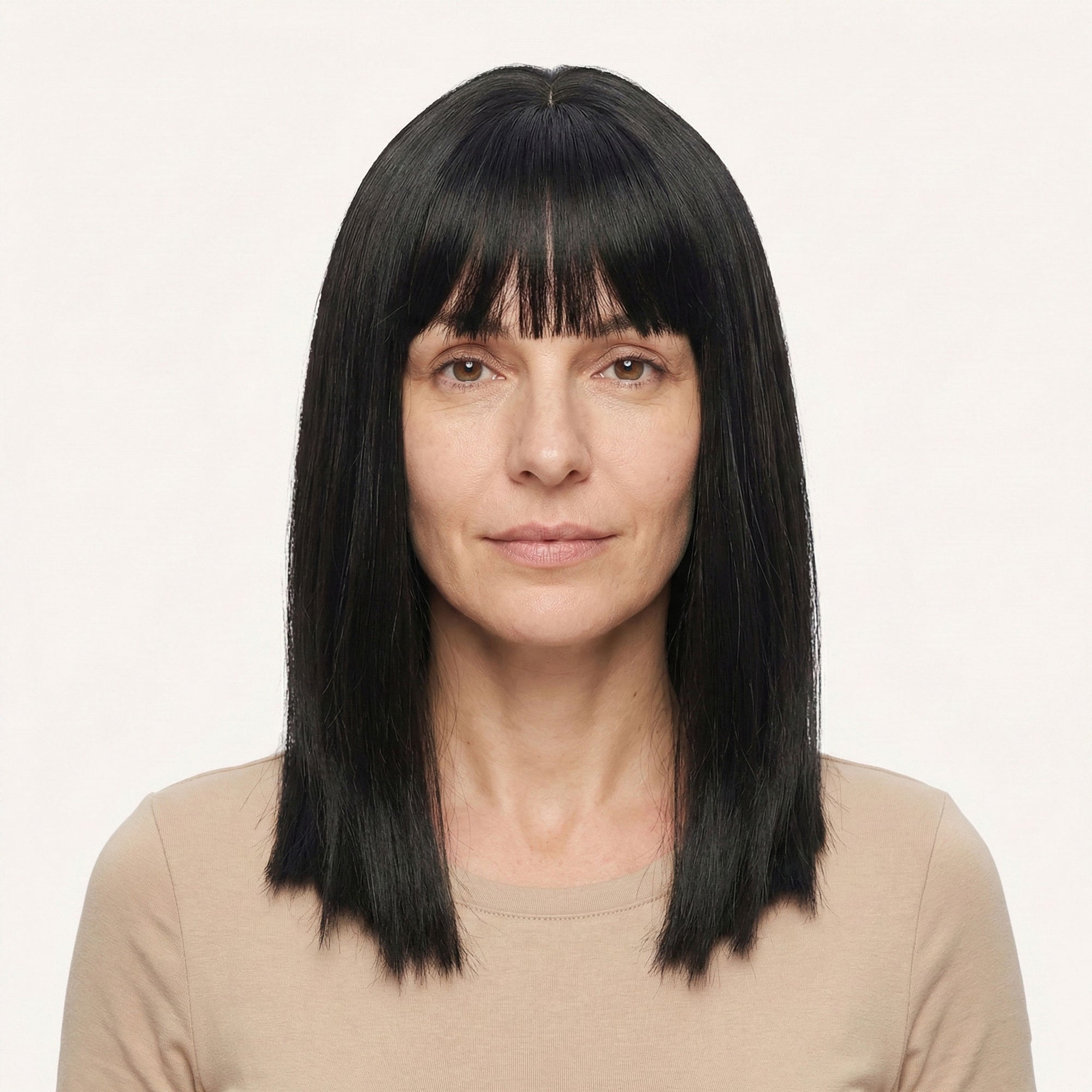 Perruque Synthétique Noire Mi-Longue - Diane